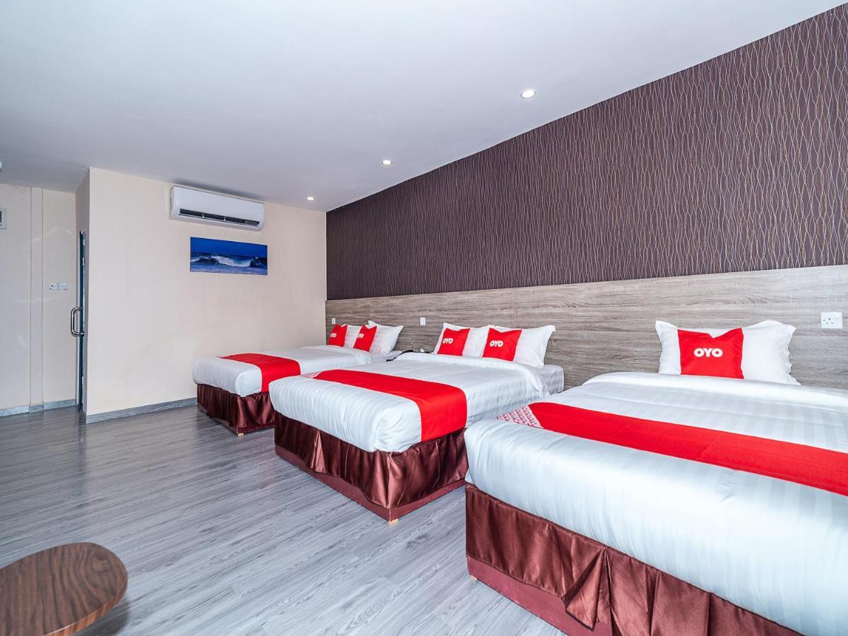 Oyo 90147 Hilltop Hotel Kota Kinabalu Bagian luar foto