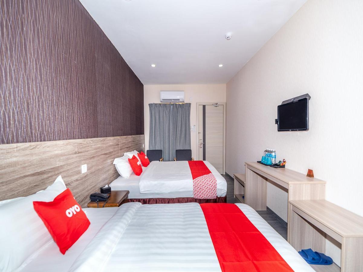 Oyo 90147 Hilltop Hotel Kota Kinabalu Bagian luar foto